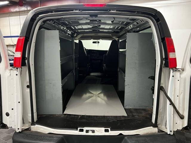 2017 Chevrolet Express 2500