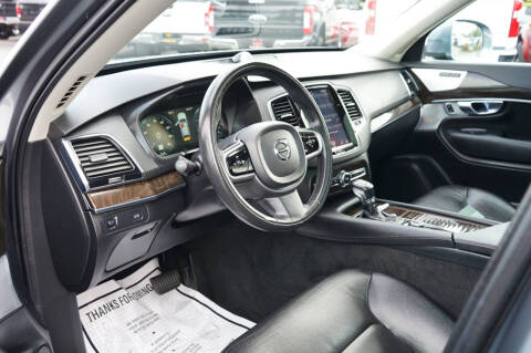 2018 Volvo XC90 T6 Momentum
