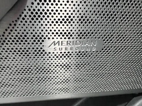 2019 Land Rover Range Rover Velar P250 R-Dynamic SE