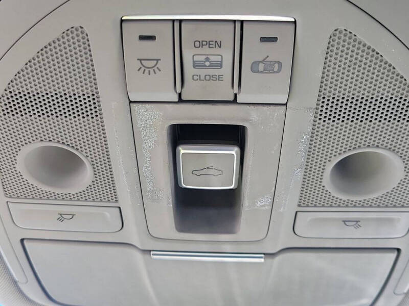 2015 Hyundai Genesis