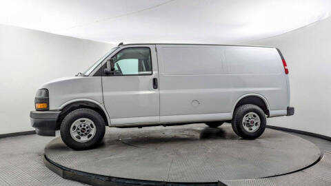 2021 GMC Savana 2500