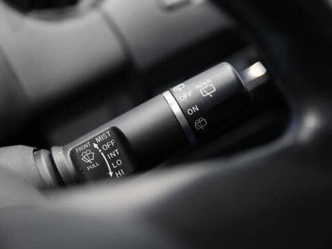 2011 Mazda MAZDA2 Touring