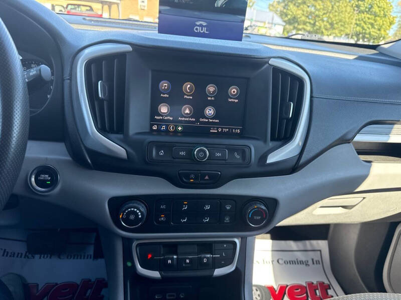 2022 GMC Terrain SLE