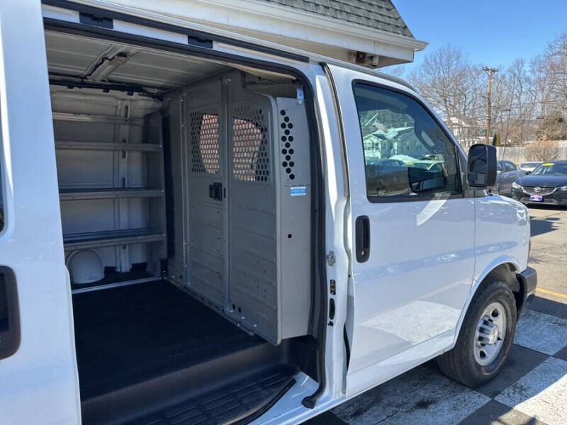 2019 Chevrolet Express 2500