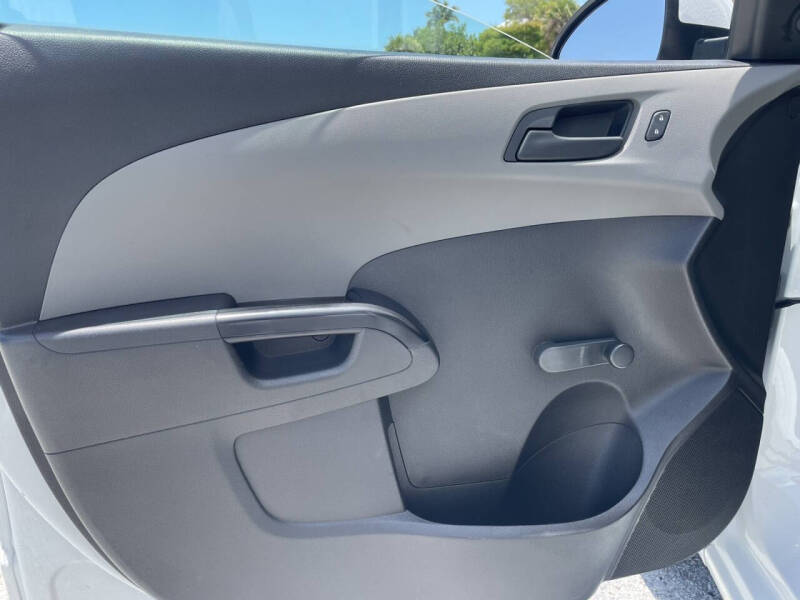 2019 Chevrolet Sonic LT Auto Fleet