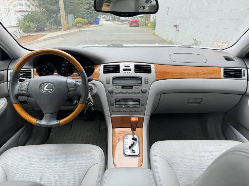 2005 Lexus ES 330