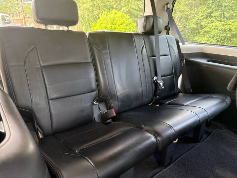 2012 Nissan Armada SV