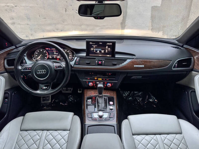 2016 Audi S6 4.0T quattro Premium Plus