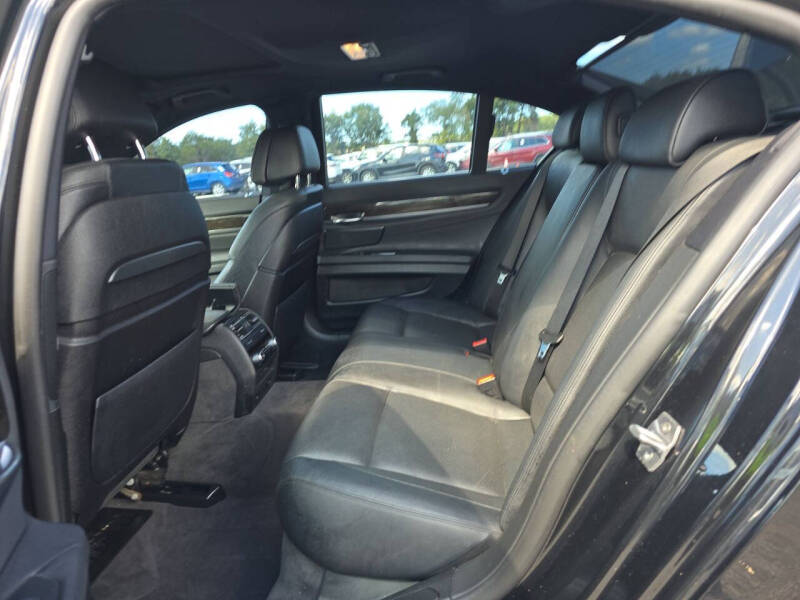 2015 BMW 7 Series 740i