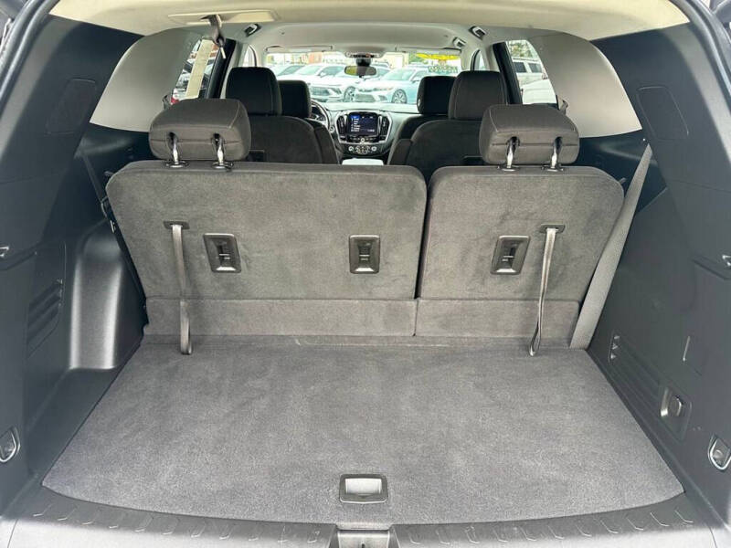 2020 Chevrolet Traverse LT Cloth