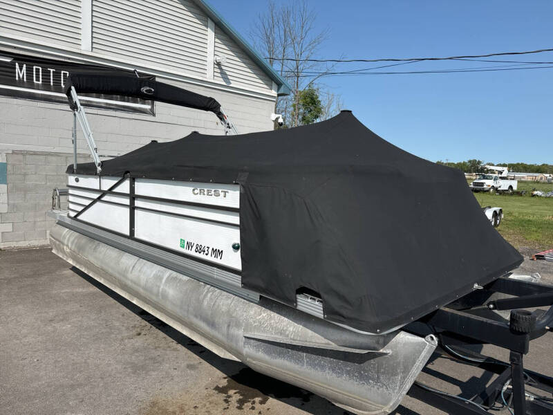 2017 Crest II 230 SLC
