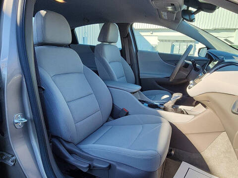 2025 Chevrolet Malibu LS