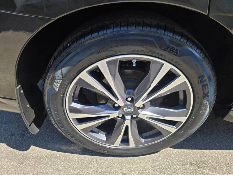 2017 Nissan Pathfinder Platinum