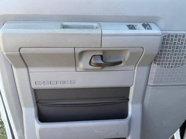 2012 Ford E-Series E-250