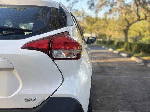 2019 Nissan Kicks SV