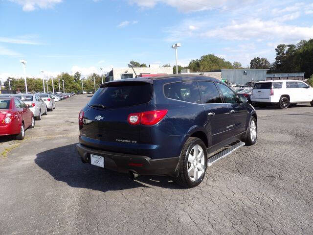 2009 Chevrolet Traverse LTZ