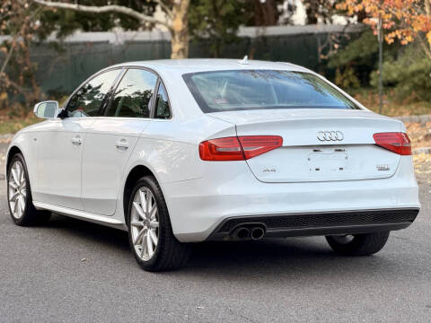 2016 Audi A4 2.0T quattro Premium