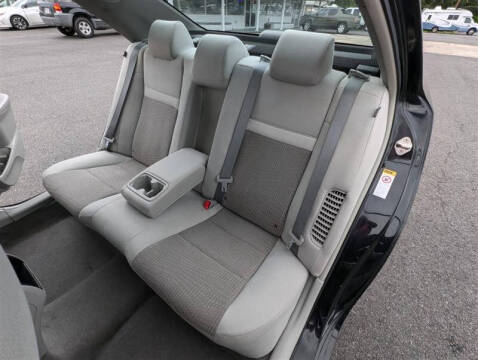 2014 Toyota Camry Hybrid LE