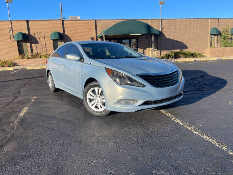 2012 Hyundai Sonata for sale at Modern Auto in Denver CO