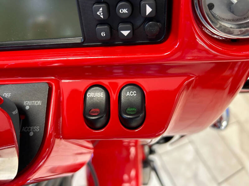 2012 Harley-Davidson Street Glide Special