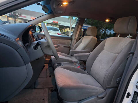 2007 Toyota Sienna LE 8-Passenger