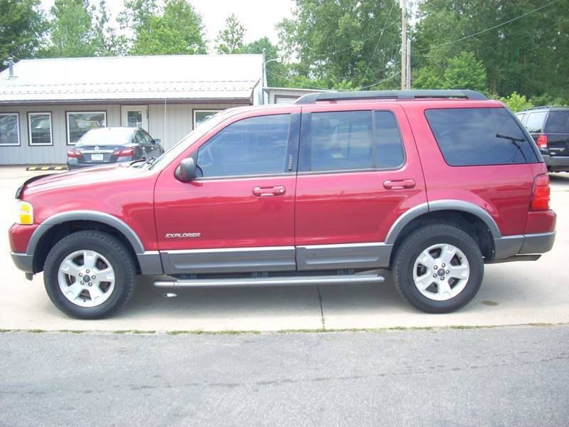 Used 2005 Ford Explorer XLT with VIN 1FMZU73K25UB21691 for sale in Warsaw, IN