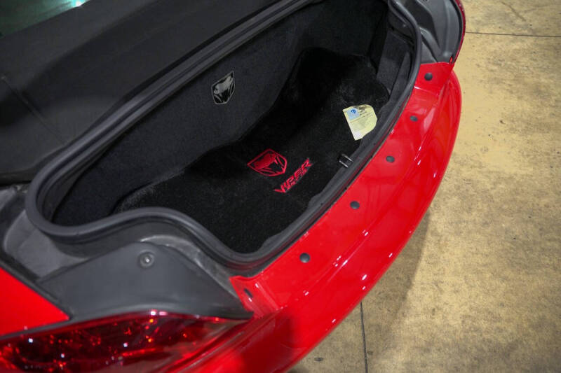 2004 Dodge Viper SRT-10