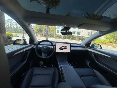 2024 Tesla Model Y Long Range