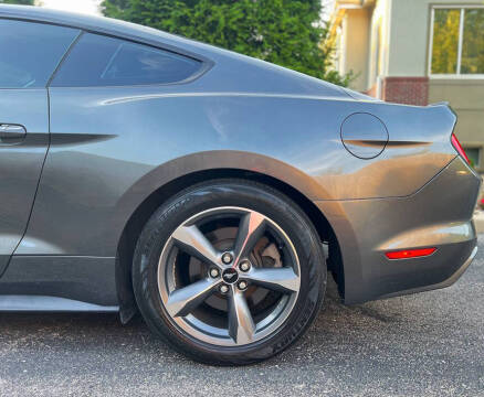 2015 Ford Mustang V6