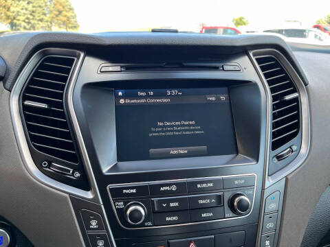 2018 Hyundai Santa Fe SE