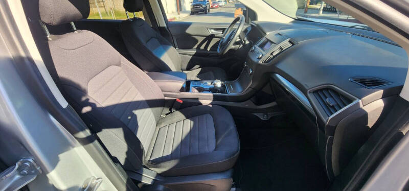 2019 Ford Edge SE