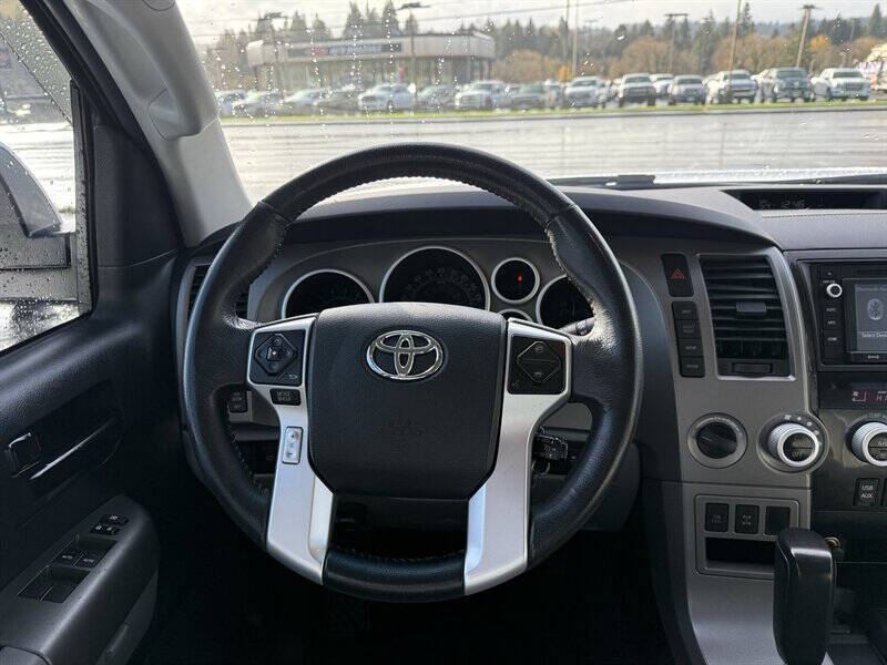 2016 Toyota Sequoia SR5