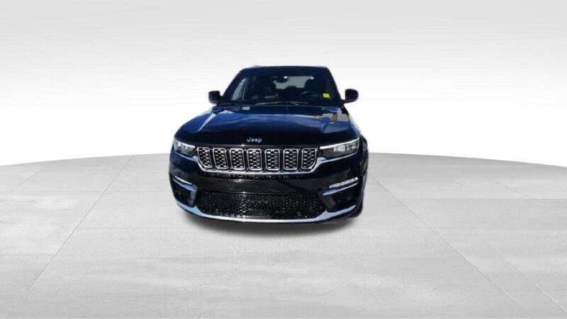 2023 Jeep Grand Cherokee Summit
