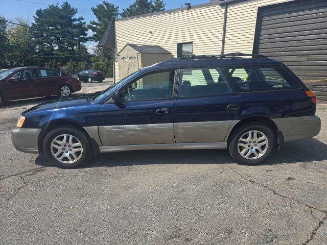 2004 Subaru Outback for sale at QUEENSGATE AUTO SALES in York, PA