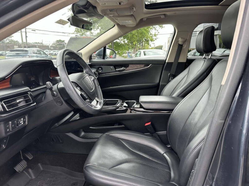 2021 Lincoln Nautilus Reserve