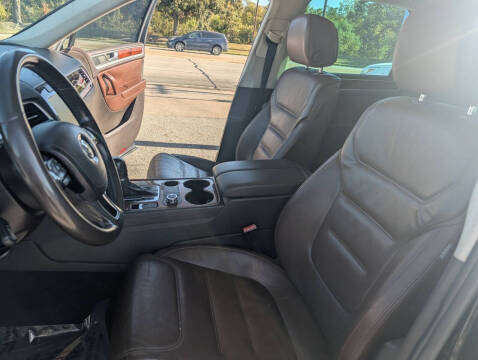 2013 Volkswagen Touareg VR6 Sport