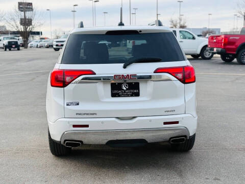 2017 GMC Acadia Denali