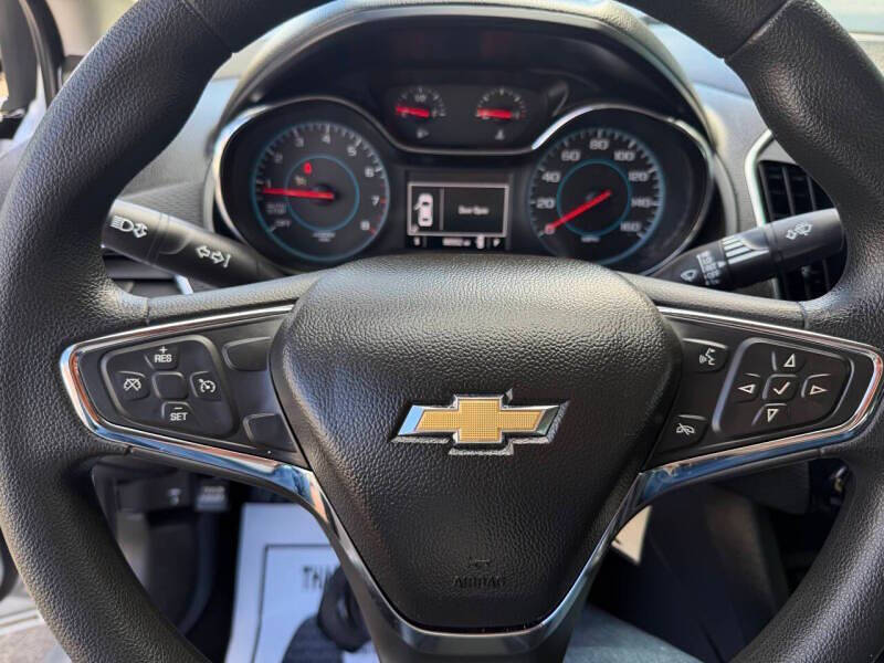 2017 Chevrolet Cruze LT Auto