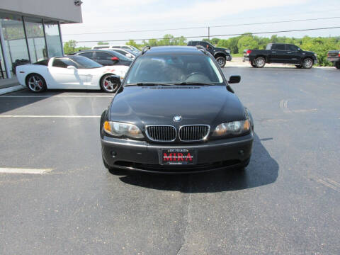 2004 BMW 3 Series 325xi