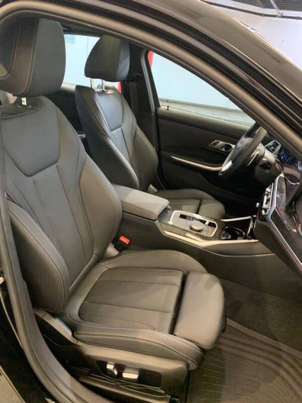 2023 BMW 3 Series 330i xDrive