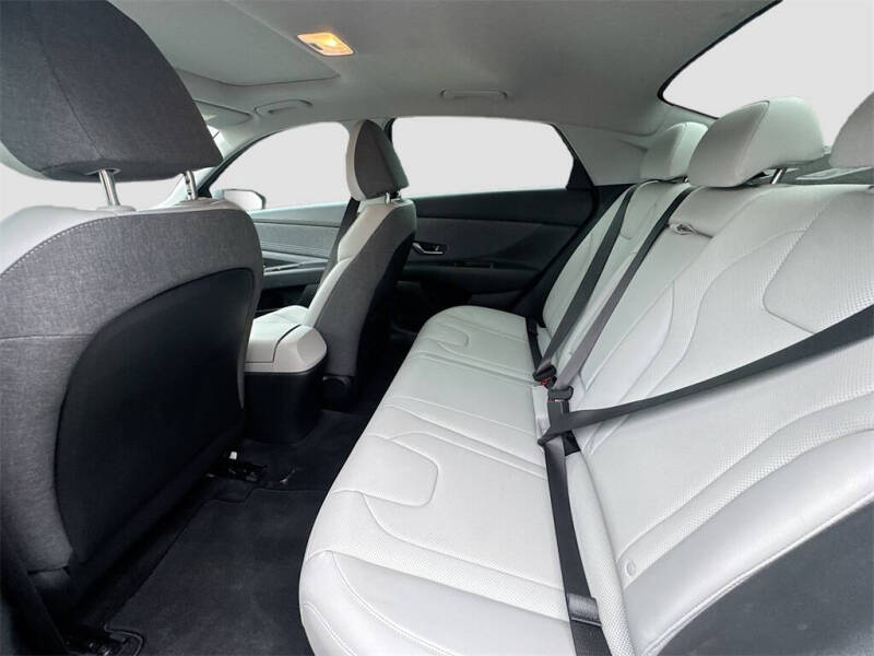 2023 Hyundai Elantra Hybrid Limited