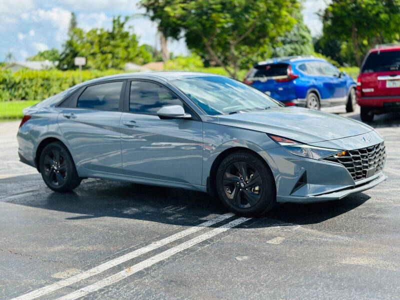 2022 Hyundai Elantra