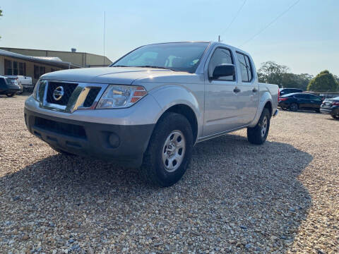 2011 Nissan Frontier for sale at Community Auto Specialist in Gonzales LA