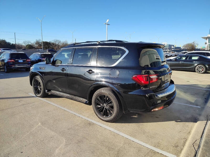 2019 Infiniti QX80 Luxe