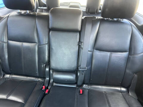 2014 Nissan Pathfinder SL