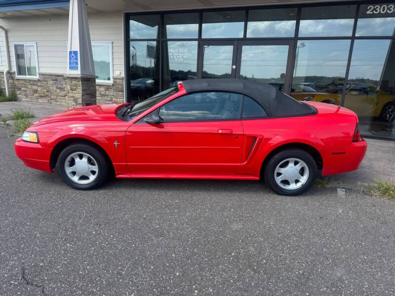 2000 Ford Mustang