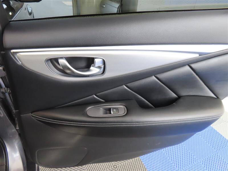 2021 Infiniti Q50 Luxe