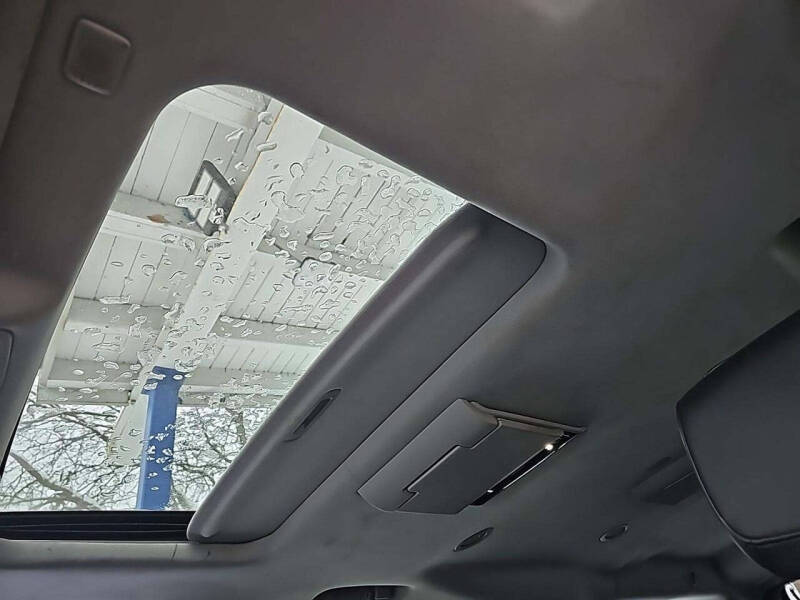 2017 Cadillac Escalade ESV Luxury