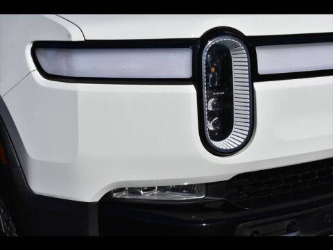 2023 Rivian R1S Adventure