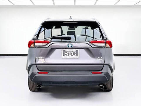 2023 Toyota RAV4 Hybrid XLE Premium